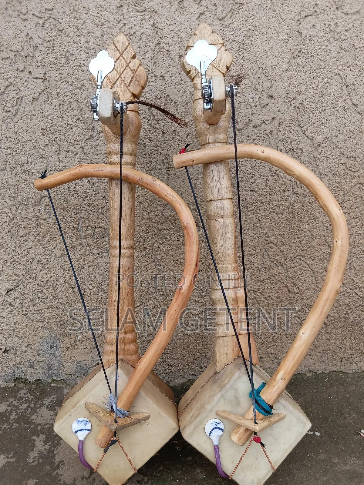 መሰንቆ (Mesenko)