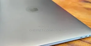 New Laptop Apple MacBook Pro 2017 16GB Intel Core I7 SSD 1T