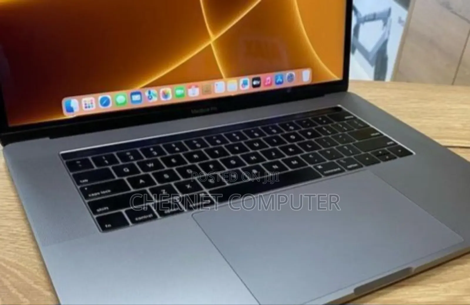 New Laptop Apple MacBook Pro 2017 16GB Intel Core I7 SSD 1T