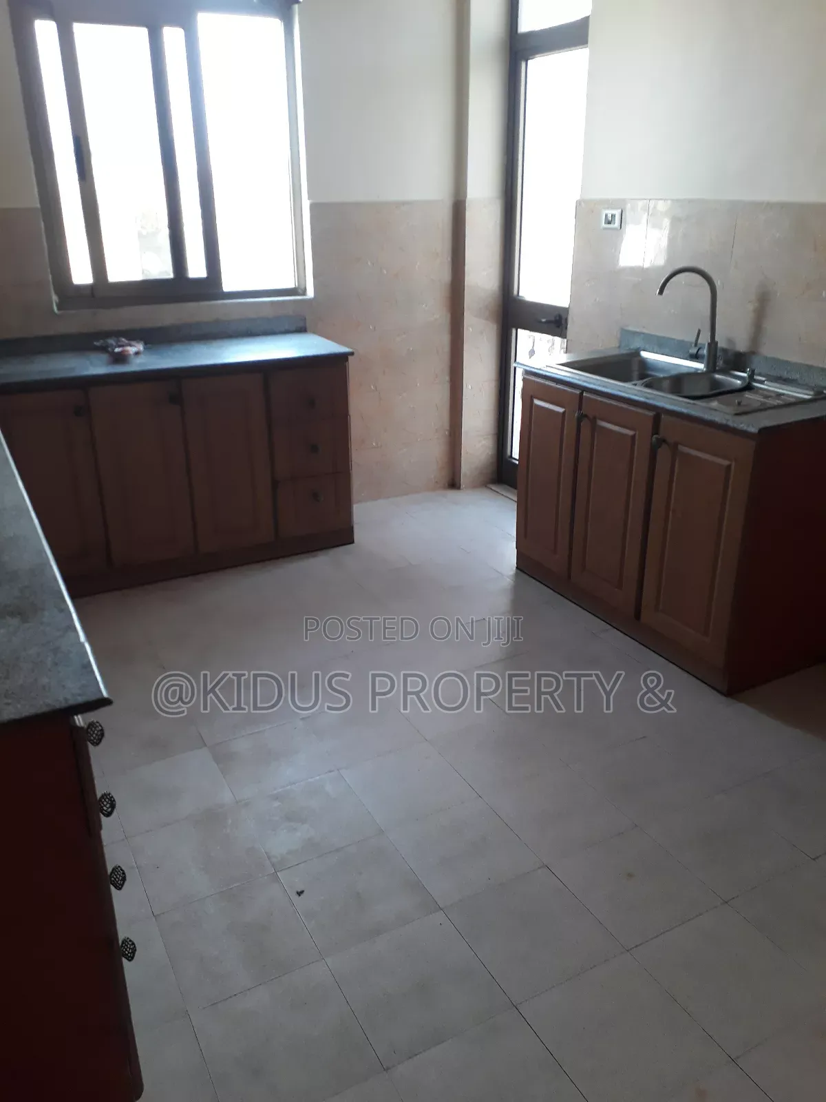 3bdrm Apartment in Lebu, Nifas Silk-Lafto for rent