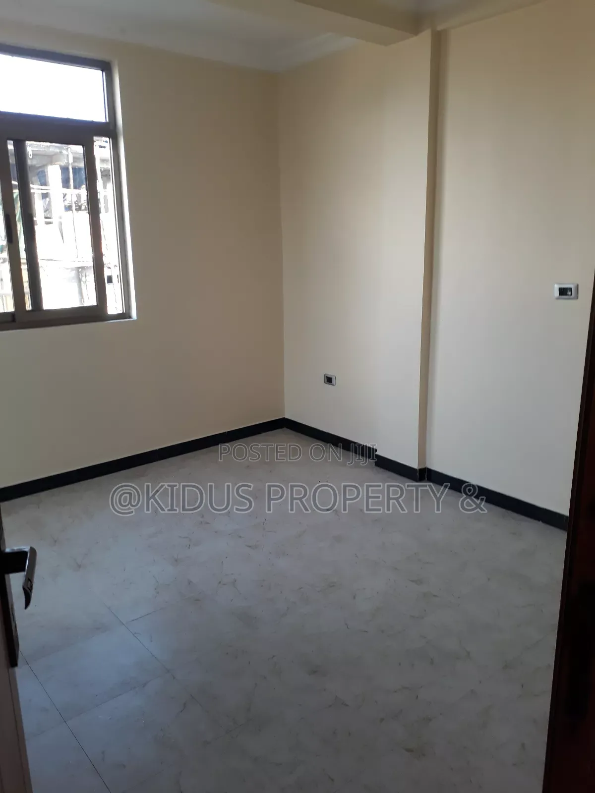 3bdrm Apartment in Lebu, Nifas Silk-Lafto for rent