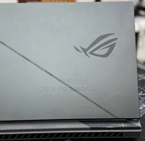 New Laptop Asus ROG Strix G15 16GB Intel Core I9 SSD 1T