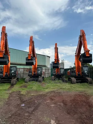 Photo - Working Hour 00 Model Year 2025 Dx 350