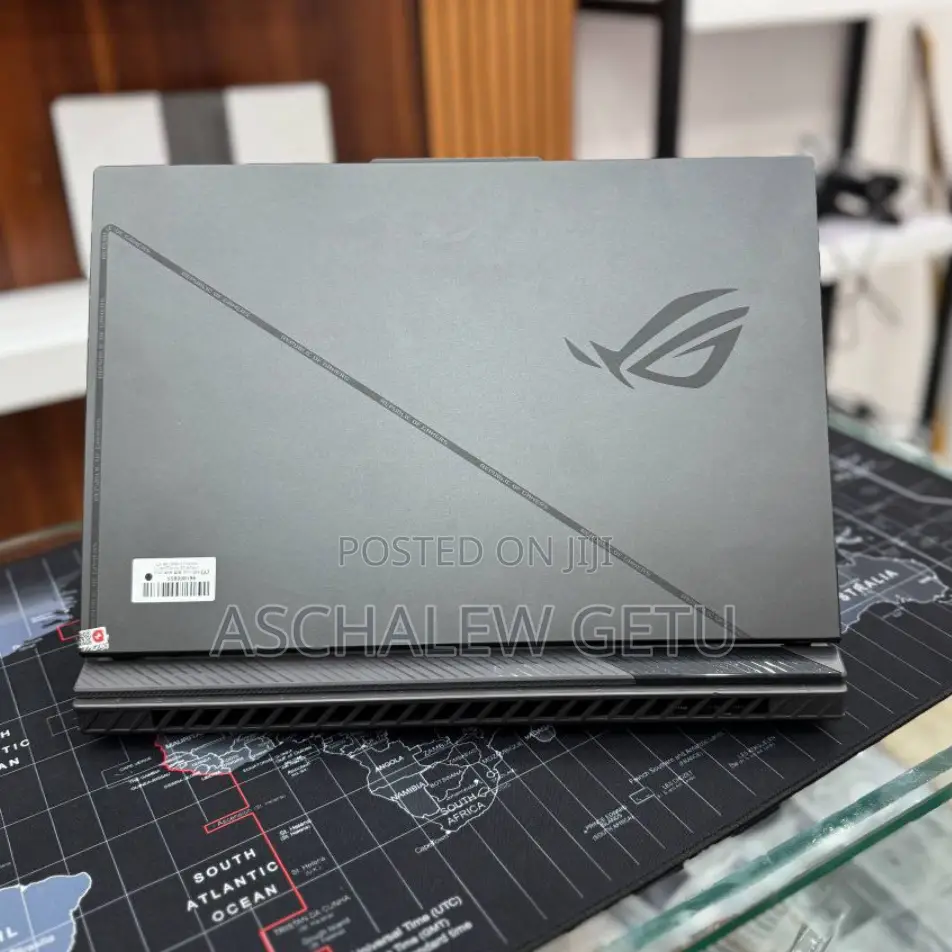 New Laptop Asus ROG Strix G15 16GB Intel Core I9 SSD 1T
