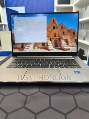 New Laptop HP Zbook Studio G7 32GB Intel Core i7 SSD 512GB