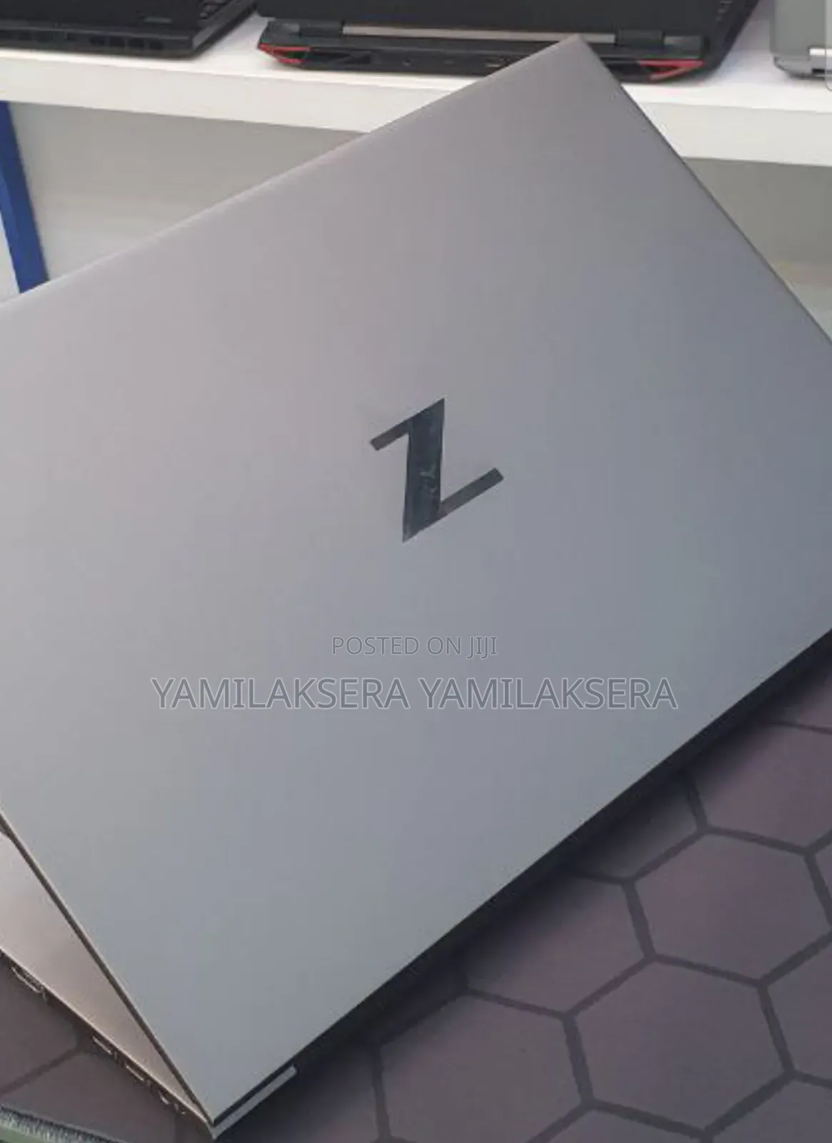 New Laptop HP ZBook Firefly G8 16GB Intel Core I7 SSD 512GB