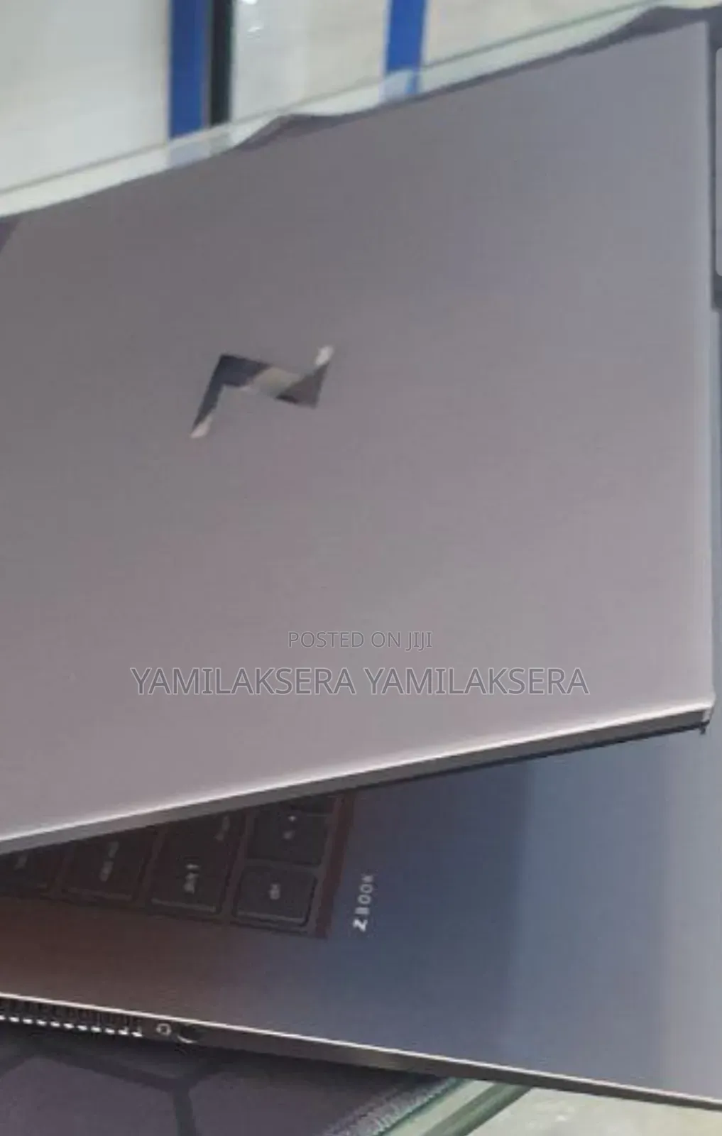 New Laptop HP ZBook Firefly G8 16GB Intel Core I7 SSD 512GB