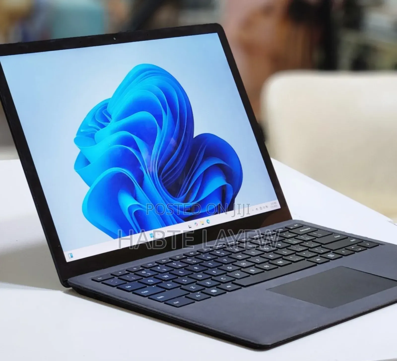 New Laptop Microsoft Surface 16GB Intel Core I7 SSD 512GB