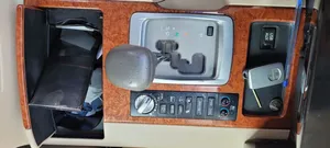 Toyota Land Cruiser 4.6 V8 VX-R 2014 Black