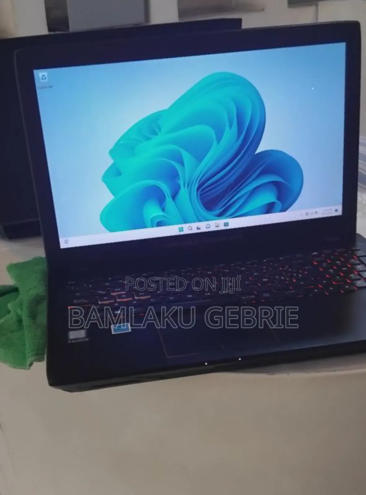 New Laptop Asus A72JK 8GB Intel Core I5 SSD 256GB