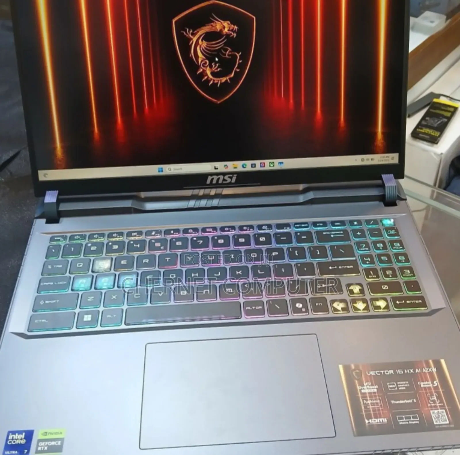 New Laptop MSI Vector 16 HX AI A2XWIG 16GB Intel Core Ultra 7 SSD 1T