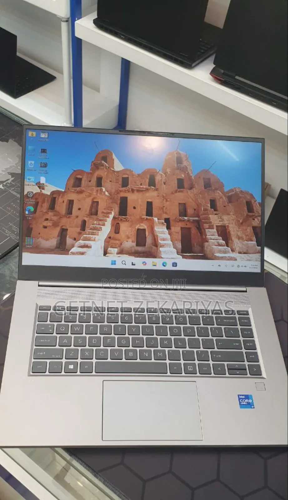 New Laptop HP ZBook Fury 15 G8 16GB Intel Core I7 SSD 512GB