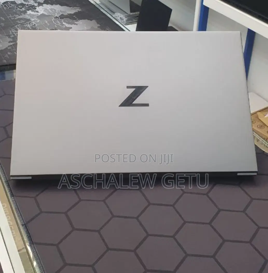 New Laptop HP ZBook 14 16GB Intel Core I7 SSD 512GB
