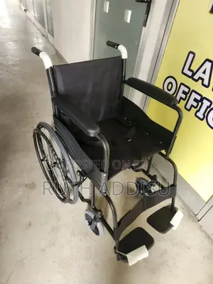 Folded Brand New Belted Wheelchair癲馬wheelchair廟街medical Wheelchair New