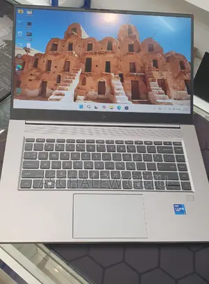 New Laptop HP ZBook 14 16GB Intel Core I7 SSD 512GB