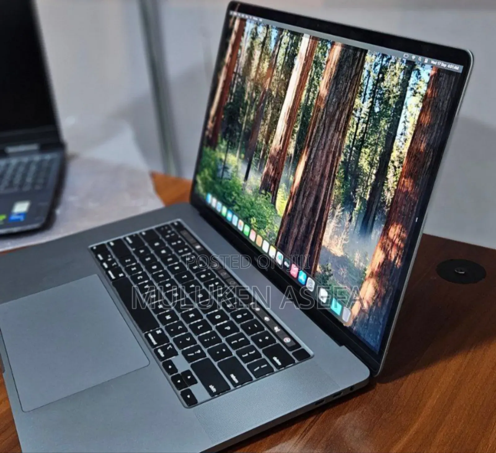 New Laptop Apple MacBook Pro 2019 16GB Intel Core I9 SSD 1T