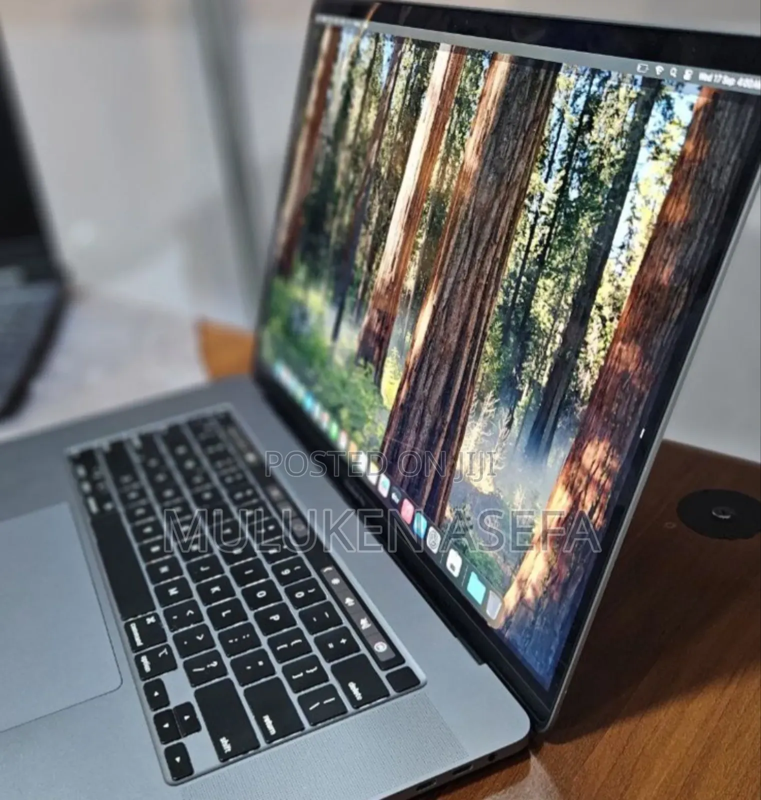 New Laptop Apple MacBook Pro 2019 16GB Intel Core I9 SSD 1T