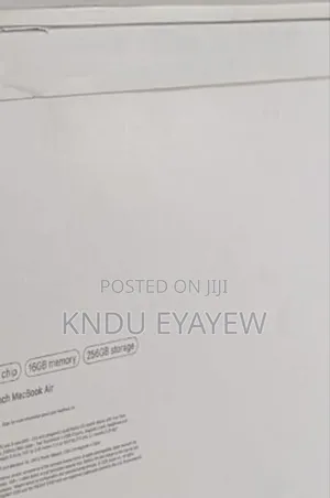 Photo - New Laptop Apple MacBook 16GB Apple M4 SSD 256GB