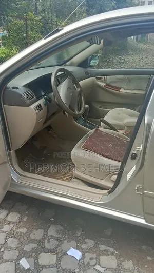 Toyota Corolla 2003 Gold