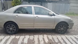 Toyota Corolla 2003 Gold