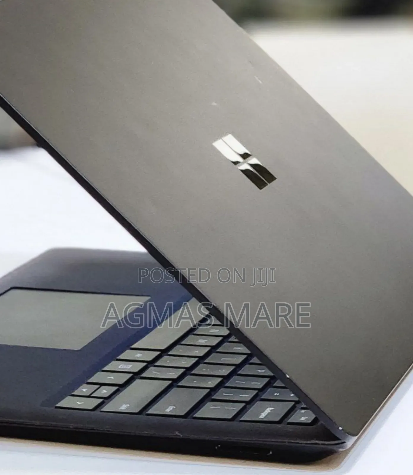 New Laptop Microsoft Surface 16GB Intel Core i7 SSD 512GB