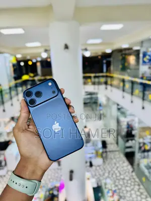 New Apple iPhone 17 Pro Max 256 GB Blue