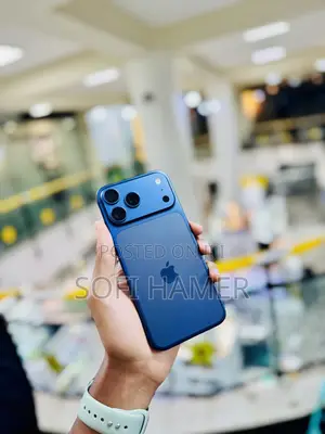 Photo - New Apple iPhone 17 Pro Max 256 GB Blue