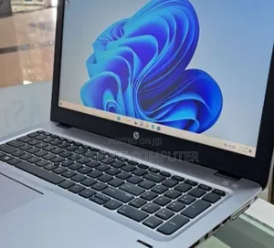 Photo - New Laptop HP EliteBook 840 G3 8GB Intel Core I5 SSD 256GB