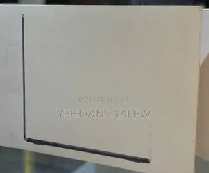 New Laptop Apple MacBook Air 2025 M4 13-Inch 16GB Apple M4 SSD 256GB