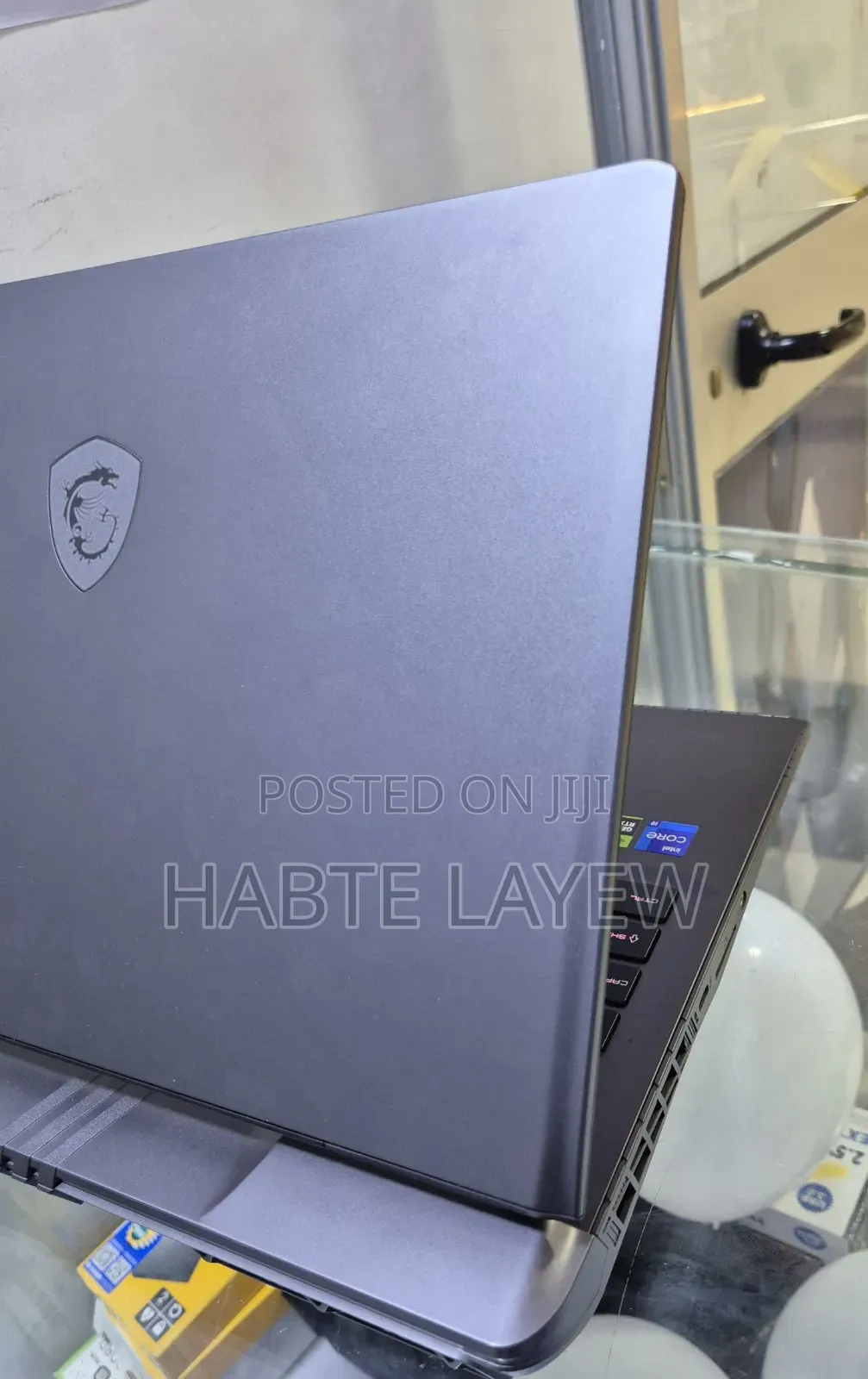 New Laptop MSI Vector GP68 HX 13V 16GB Intel Core i9 SSD 1T