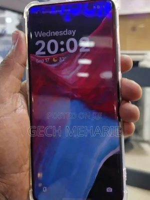 Photo - New OnePlus 11 512 GB White