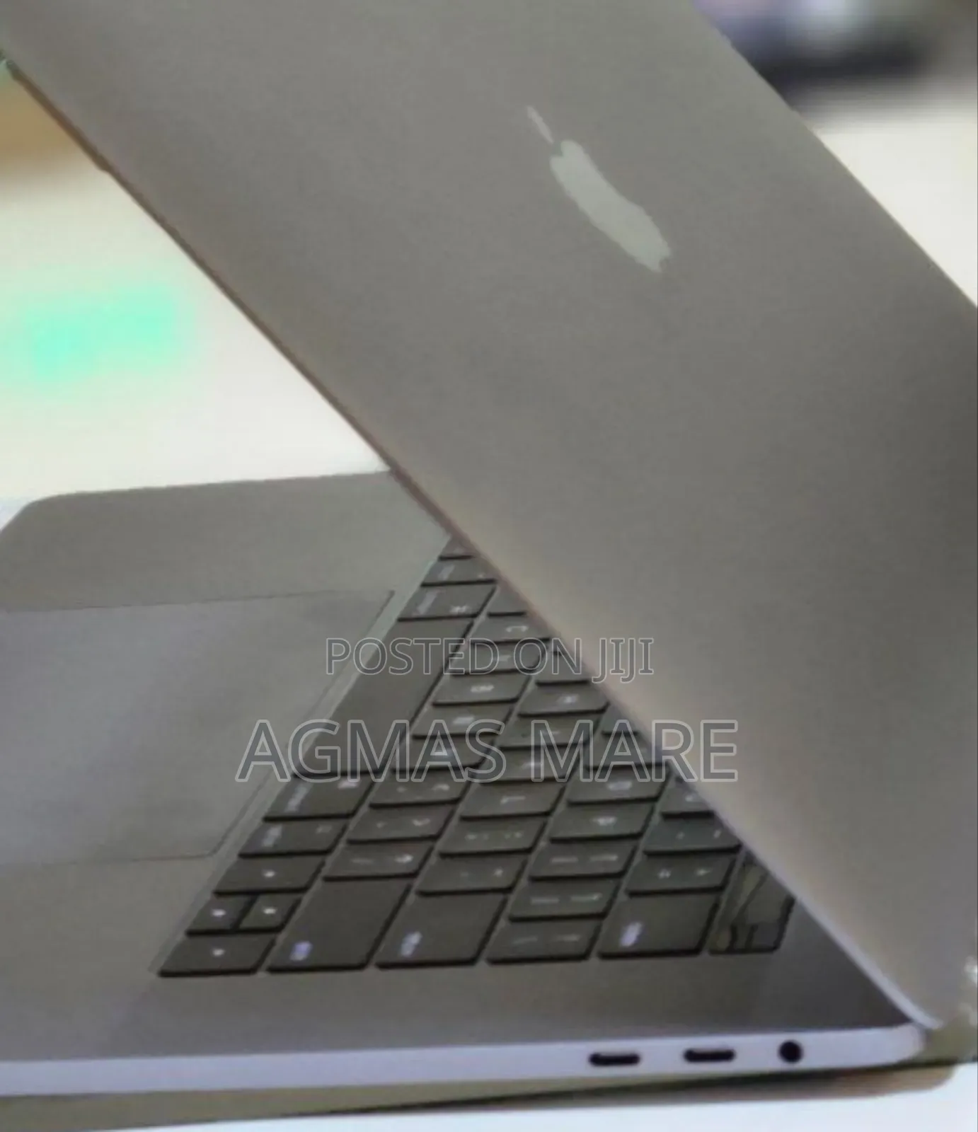 New Laptop Apple MacBook Pro 2017 16GB Intel Core I7 SSD 512GB