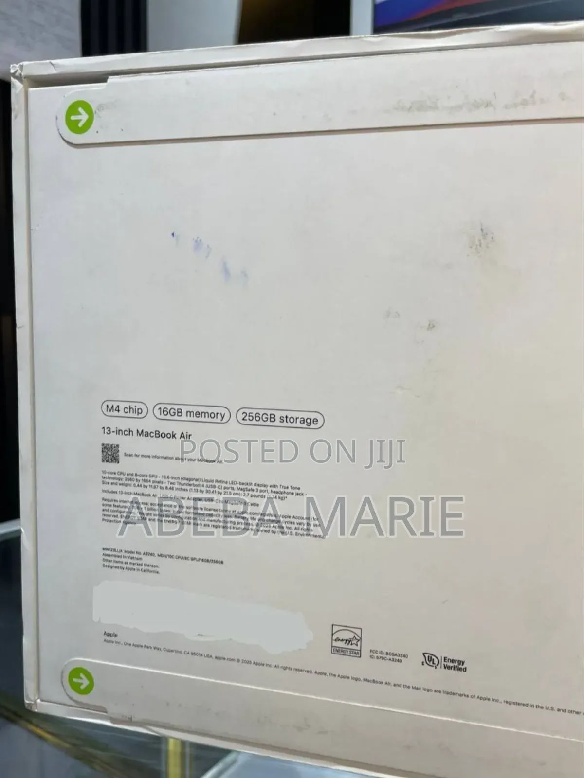 New Laptop Apple MacBook Air 2024 M3 13-Inch 16GB Apple M3 SSD 256GB