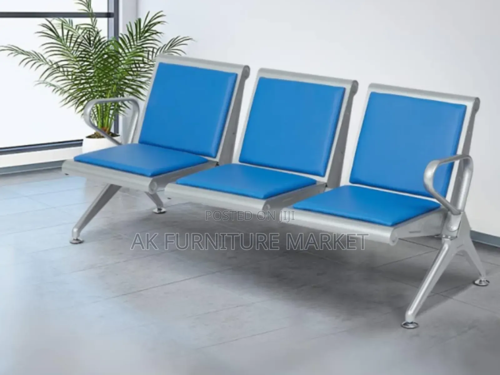 Modern Whating Chair Lather