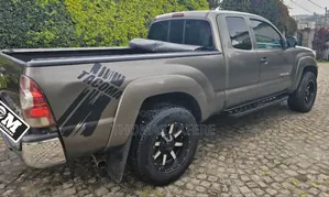 Toyota Tacoma 2012