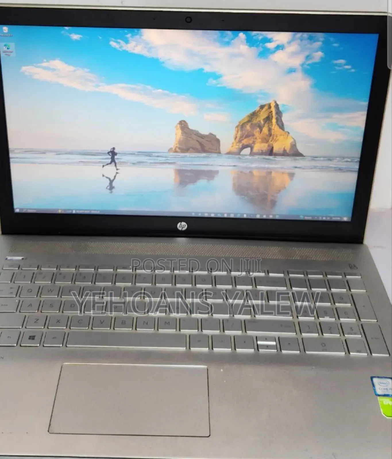 New Laptop HP Pavilion DM1 8GB Intel Core i5 HDD 1T