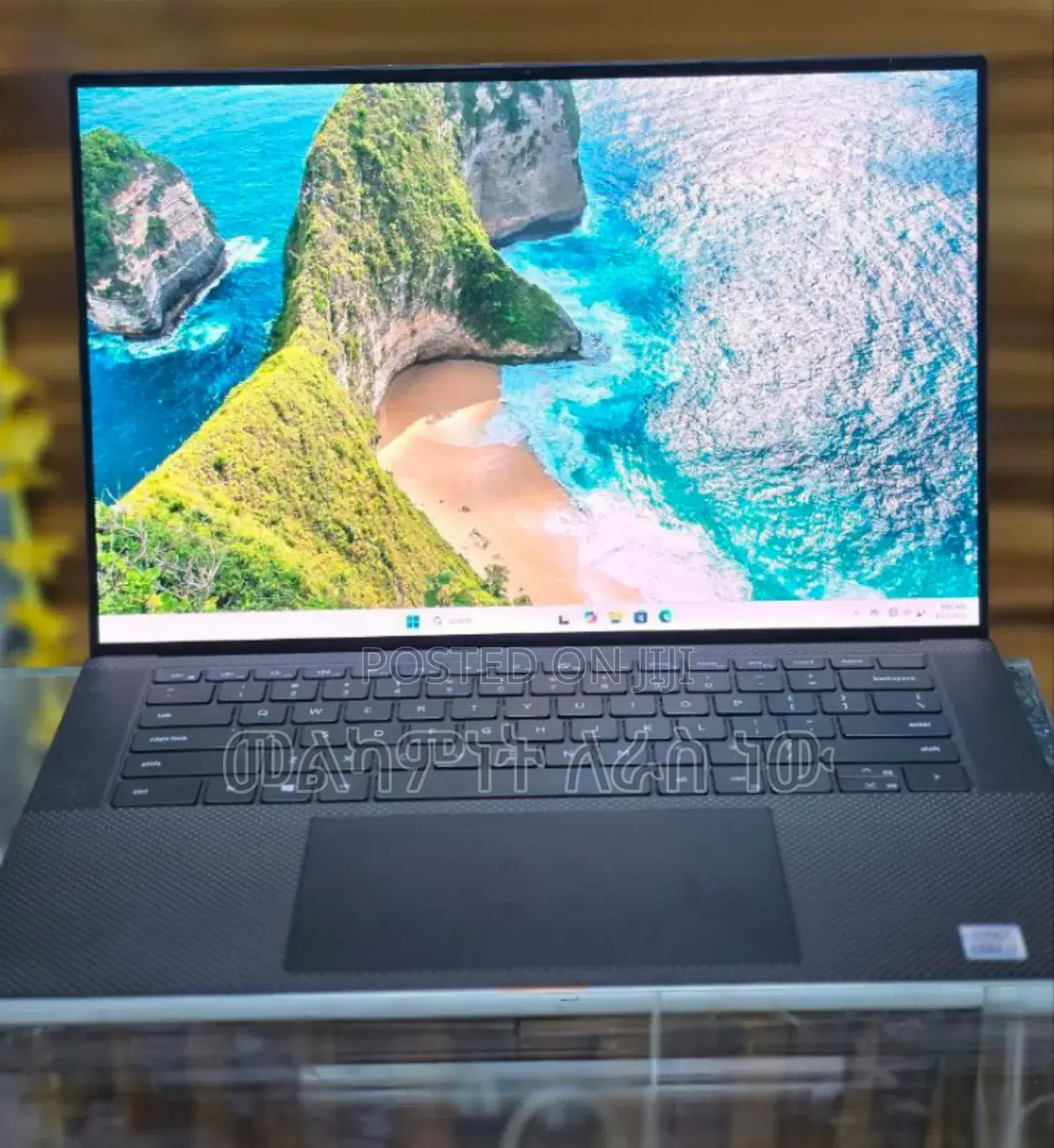 New Laptop Dell XPS 15 16GB Intel Core I7 SSD 512GB