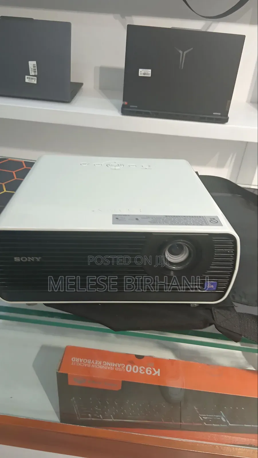 Sony Ex-100 Projector