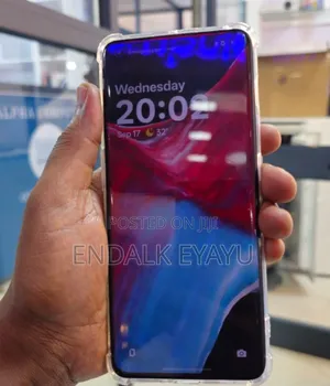 Photo - New OnePlus 11 512 GB