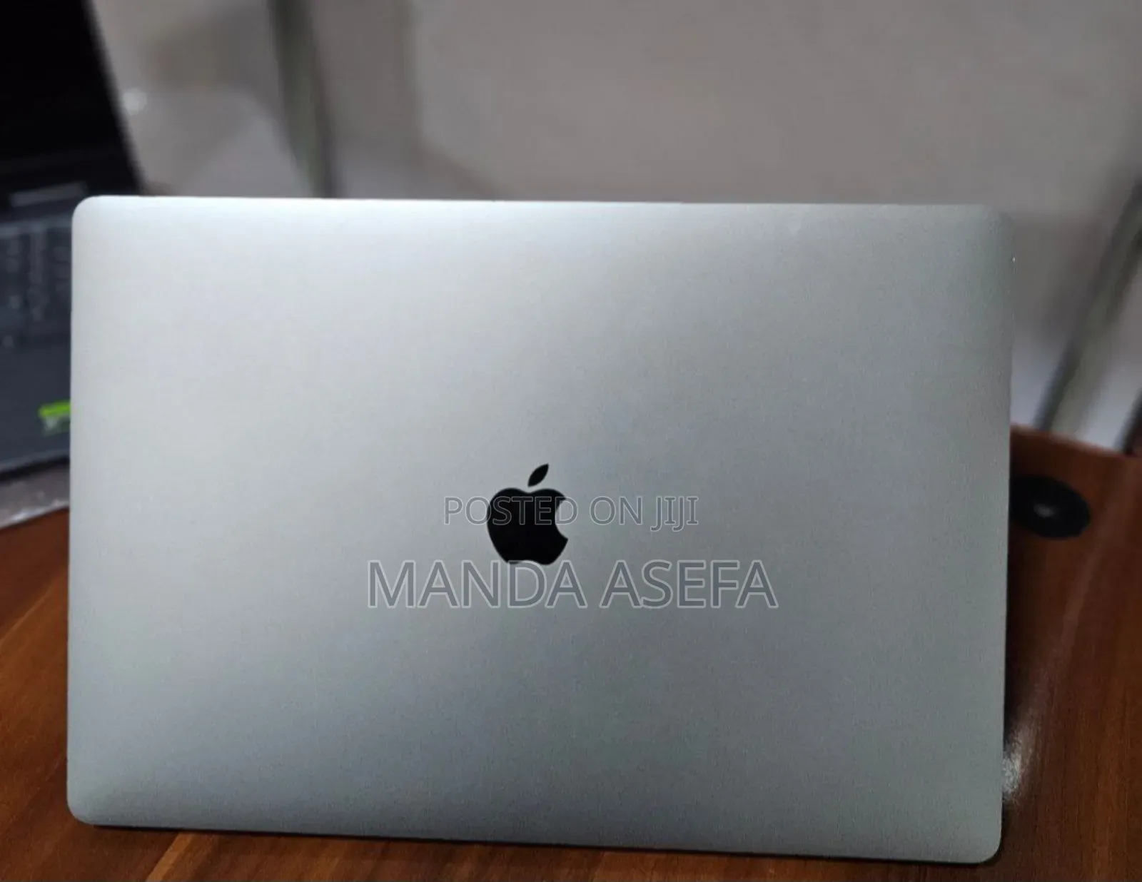 New Laptop Apple MacBook Pro 2019 16GB Intel Core i9 SSD 1T