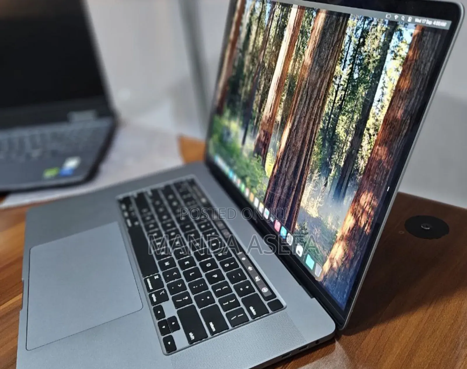 New Laptop Apple MacBook Pro 2019 16GB Intel Core i9 SSD 1T