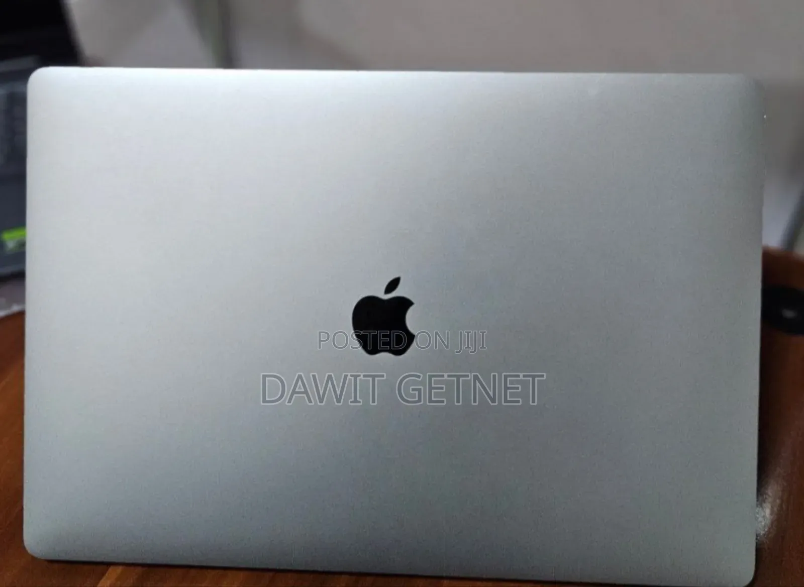 New Laptop Apple MacBook Pro 2019 16GB Intel Core i9 SSD 1T