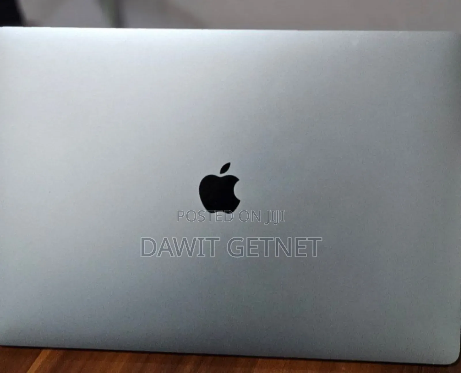 New Laptop Apple MacBook Pro 2019 16GB Intel Core i9 SSD 1T