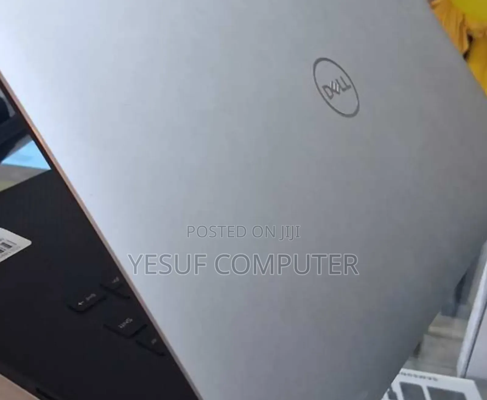 New Laptop Dell Precision 15 3520 16GB Intel Core I7 SSD 512GB