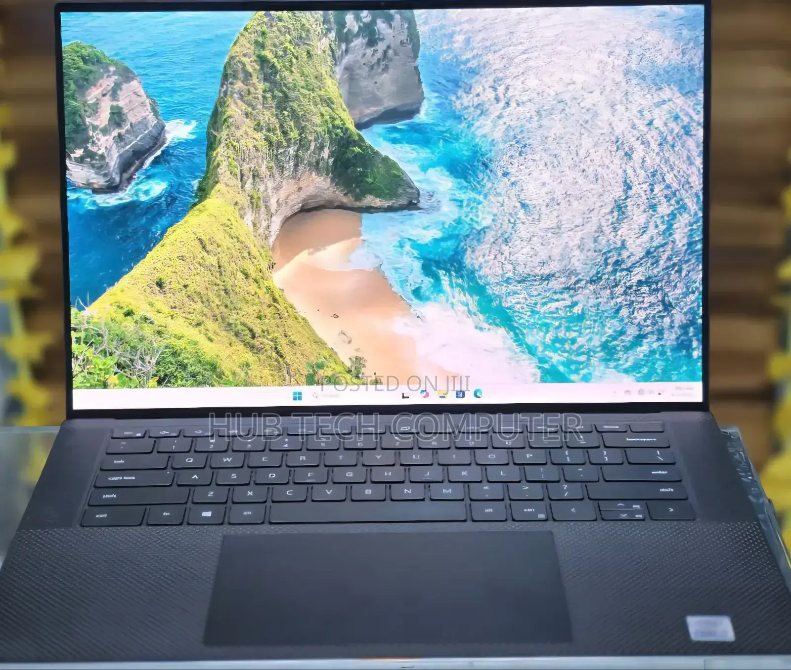 New Laptop Dell XPS 15 16GB Intel Core i7 SSD 512GB