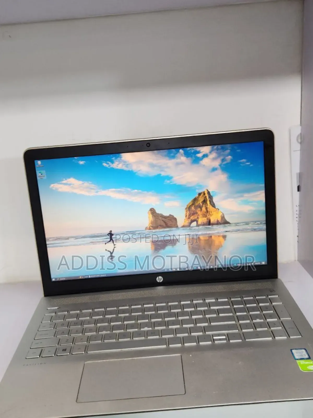 New Laptop HP Pavilion 15 16GB Intel Core I5 SSHD (Hybrid) 512GB