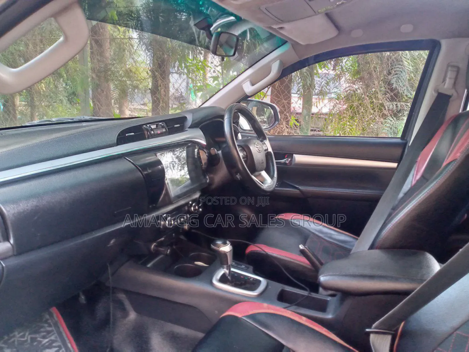 Toyota Hilux 2019 Gray