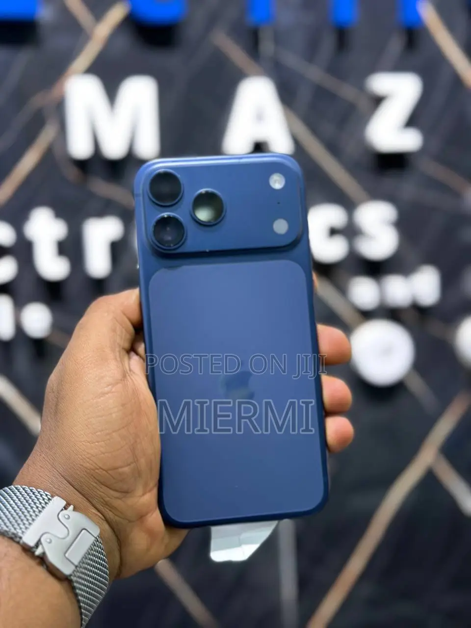 New Apple iPhone 17 Pro Max 256 GB Blue