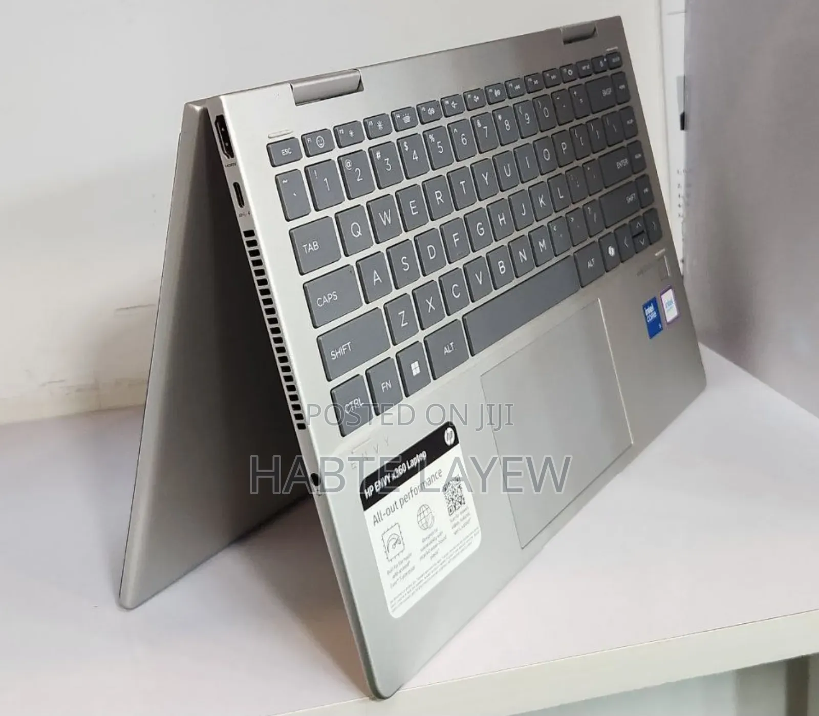 New Laptop HP Envy X360 8GB Intel Core I5 SSD 512GB