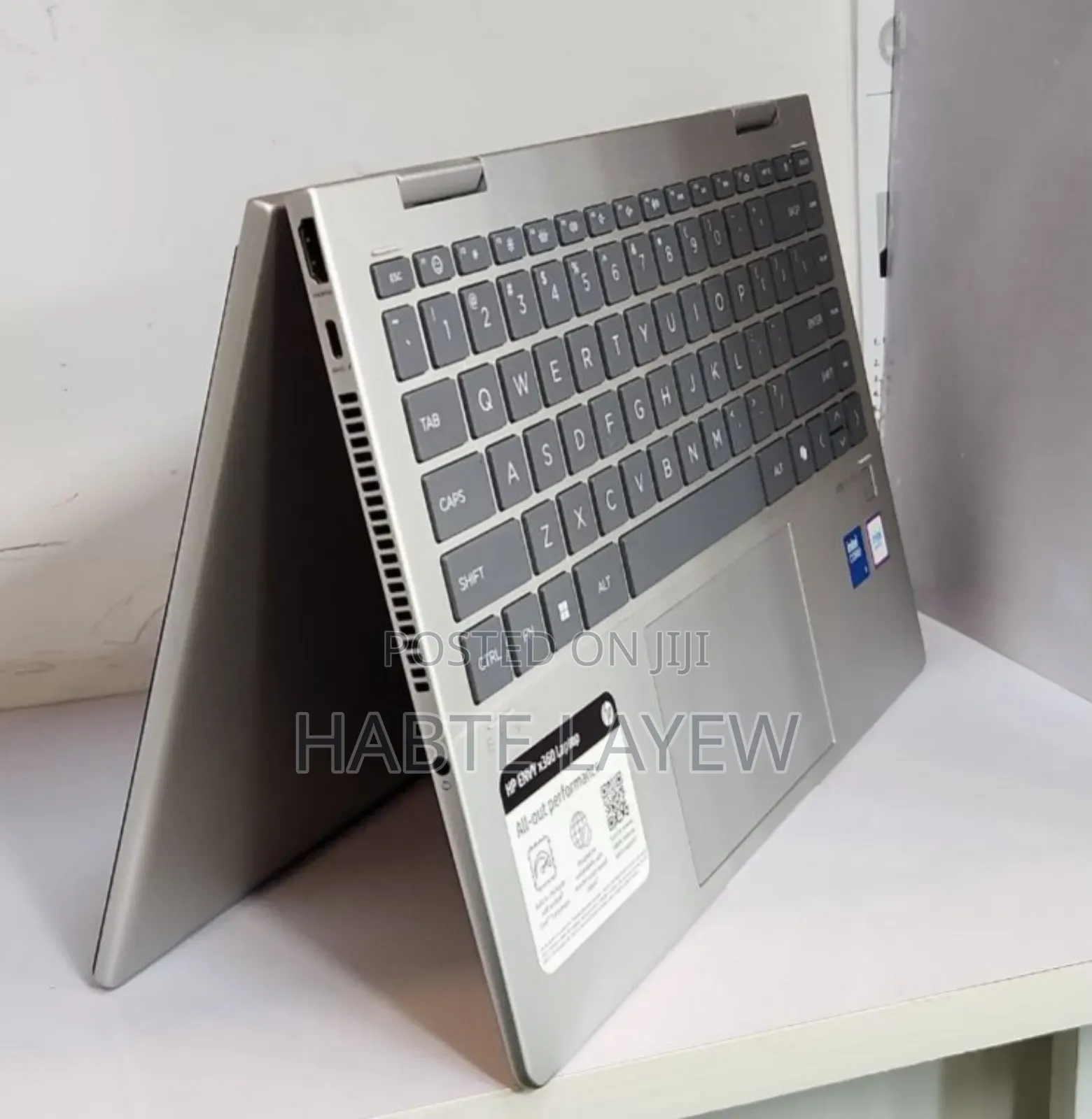 New Laptop HP Envy X360 8GB Intel Core I5 SSD 512GB